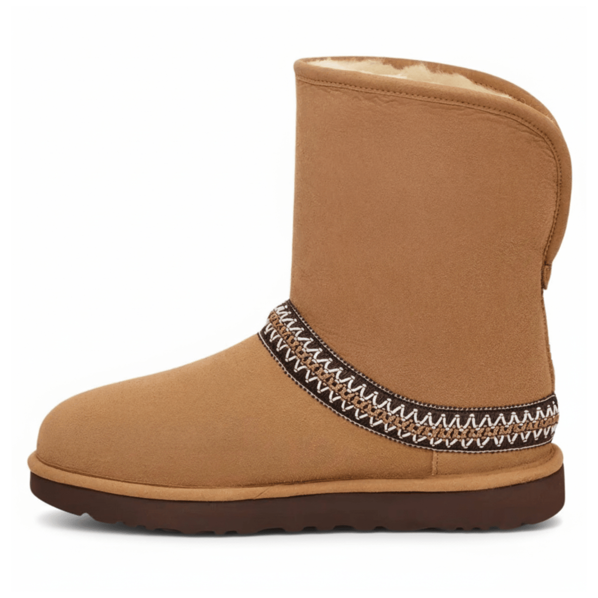 UGG Women's Classic Short Crescent Chestnut