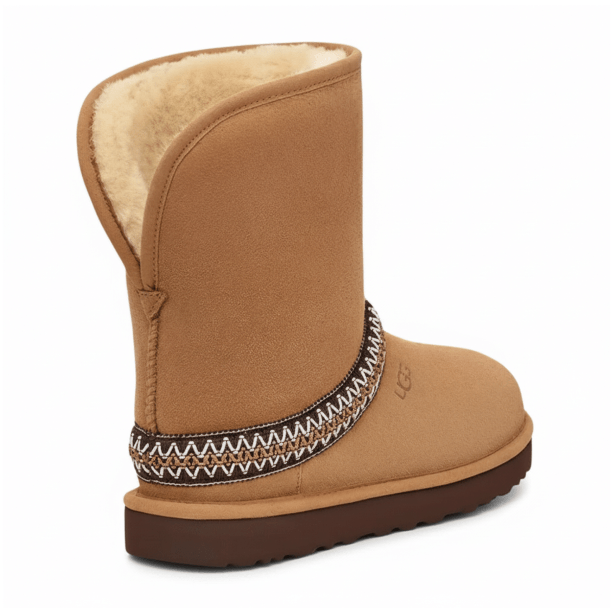 UGG Women's Classic Short Crescent Chestnut