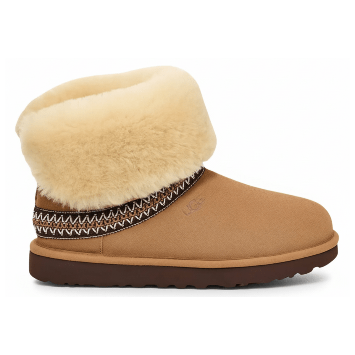 UGG Women's Classic Short Crescent Chestnut